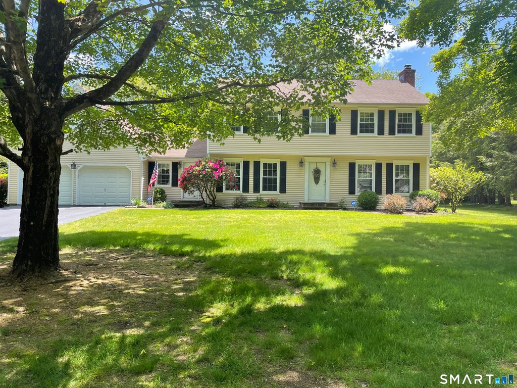 Photo of 20 Kitcher Court, Trumbull, CT 06611 (MLS # 24163016)