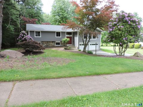 Homes For Rent - 60 Mohegan Trail<br/> Hartford County, South Windsor, CT 06074