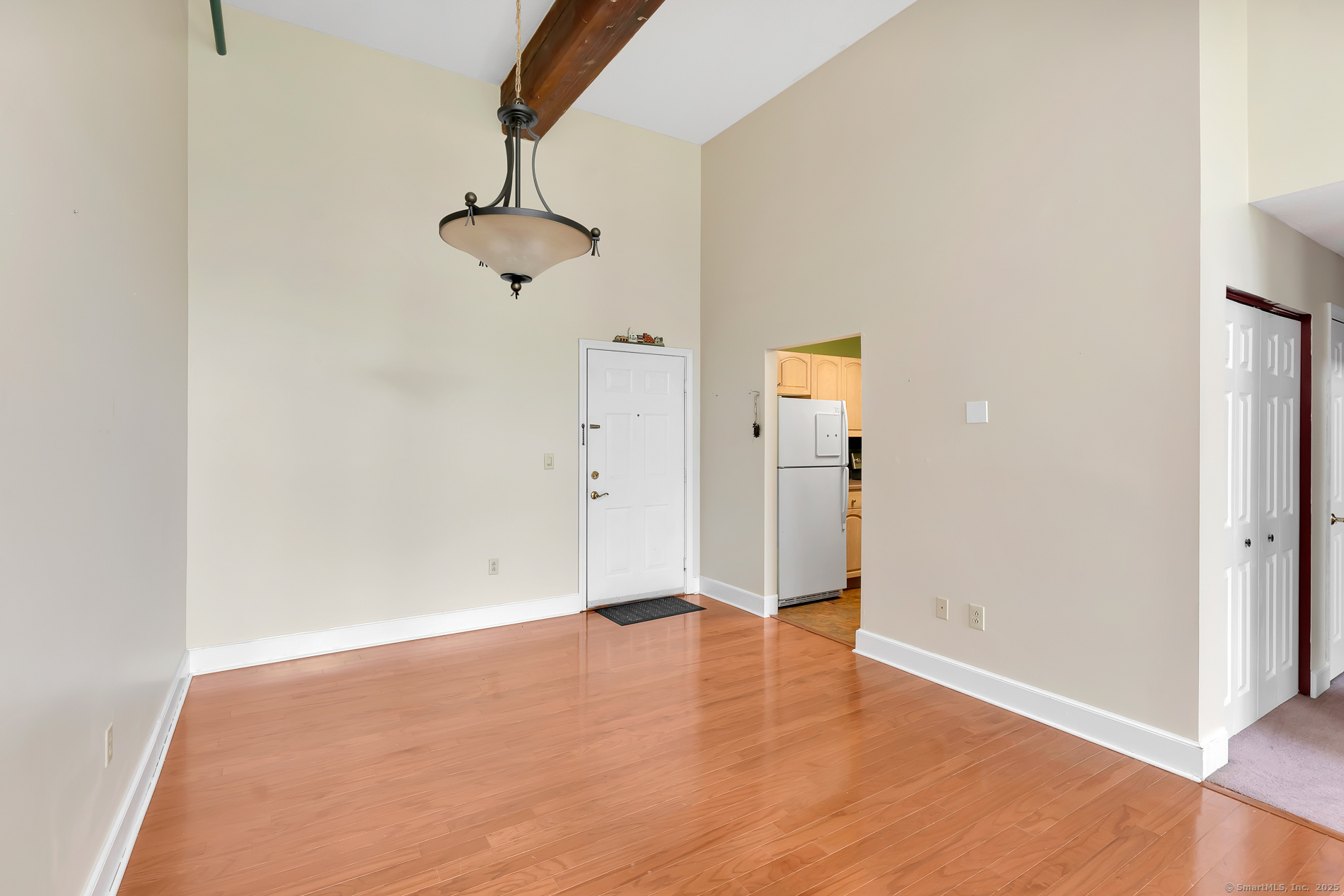 45 Main Street APT 202