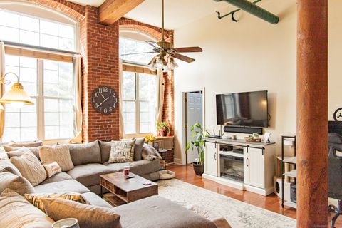 45 Main Street APT 202 Plainfield CT 06374