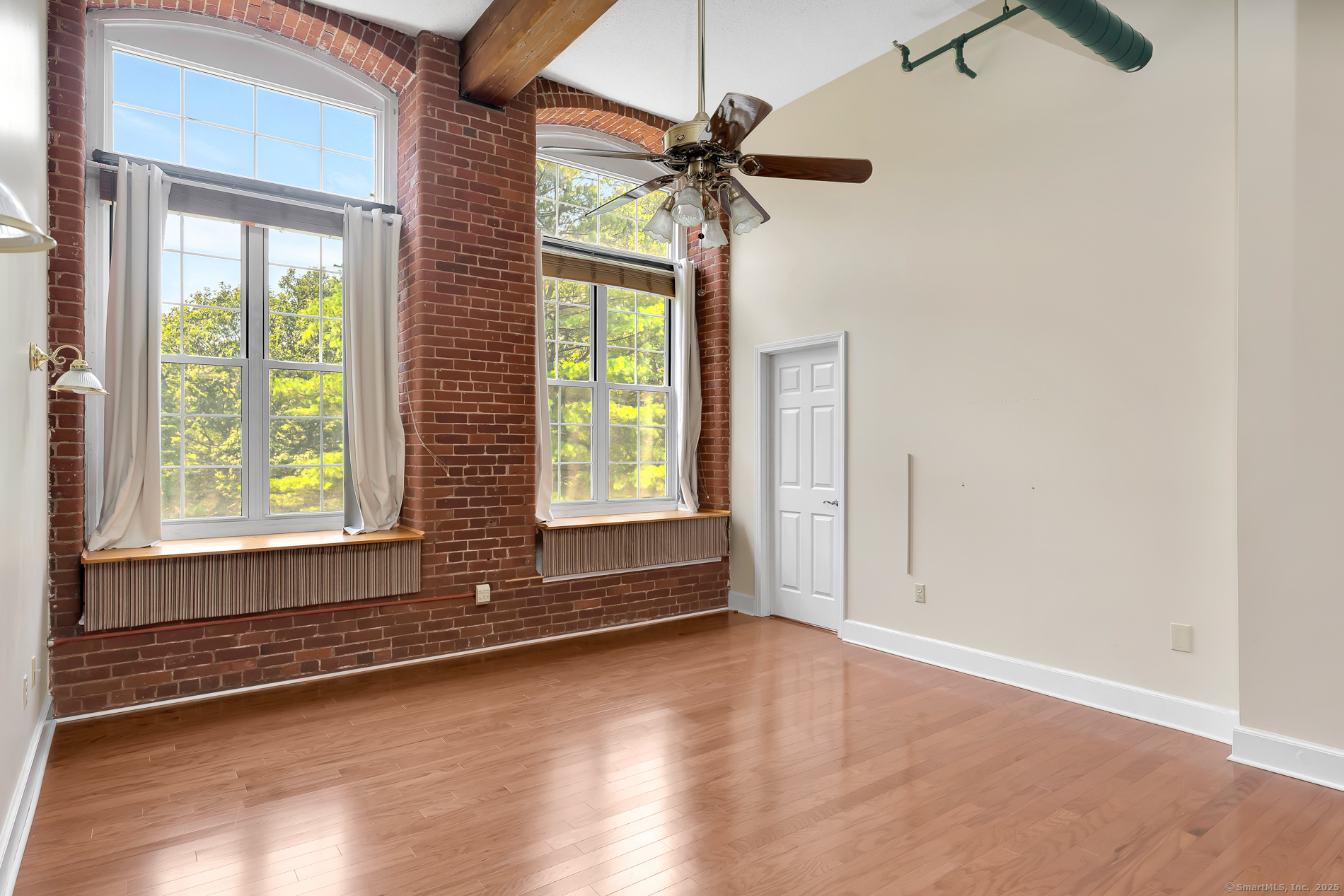 45 Main Street APT 202