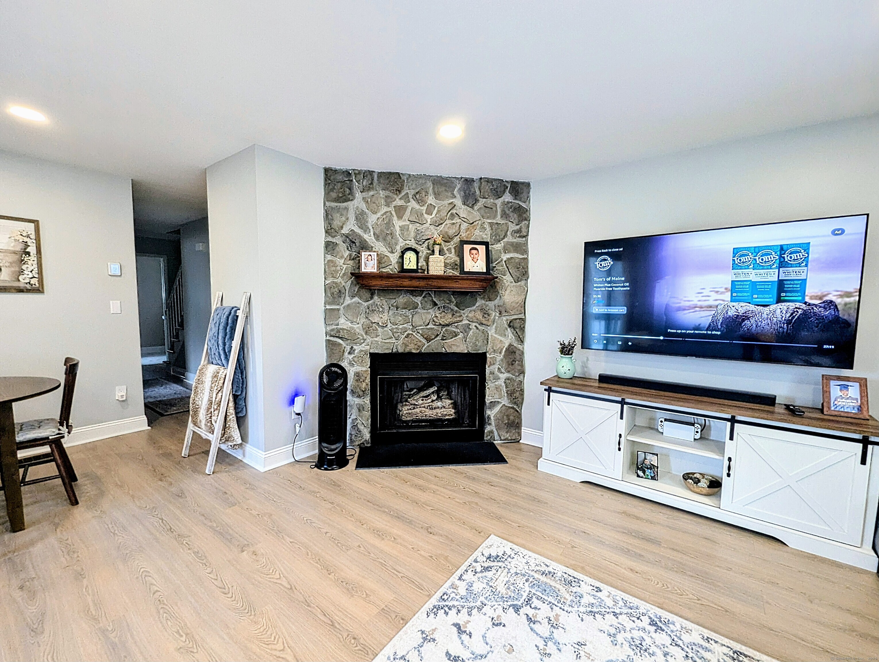 134 Essex Court #134, Beacon Falls, Connecticut image 4