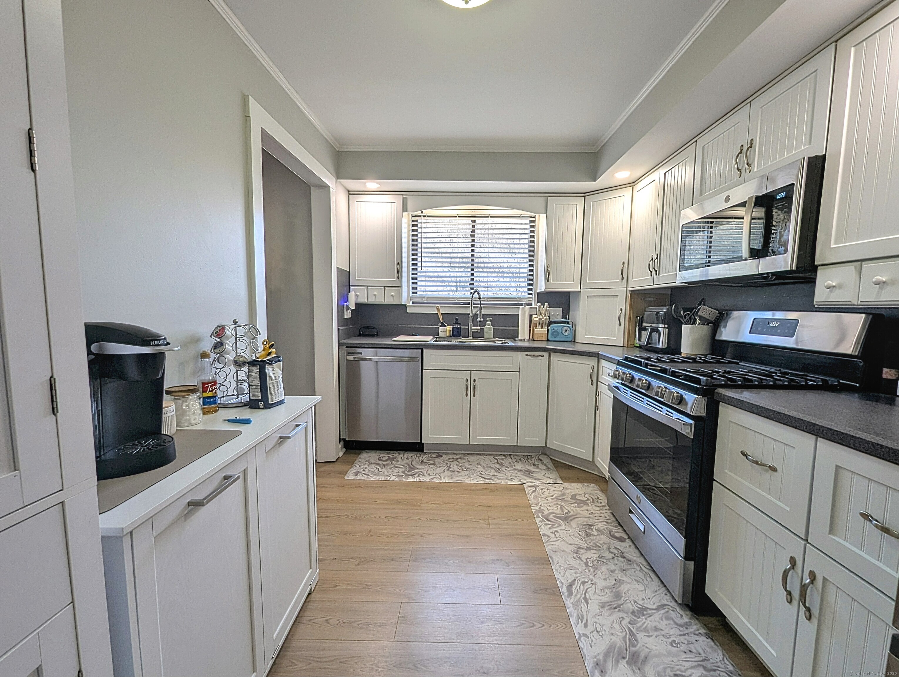 134 Essex Court #134, Beacon Falls, Connecticut image 12