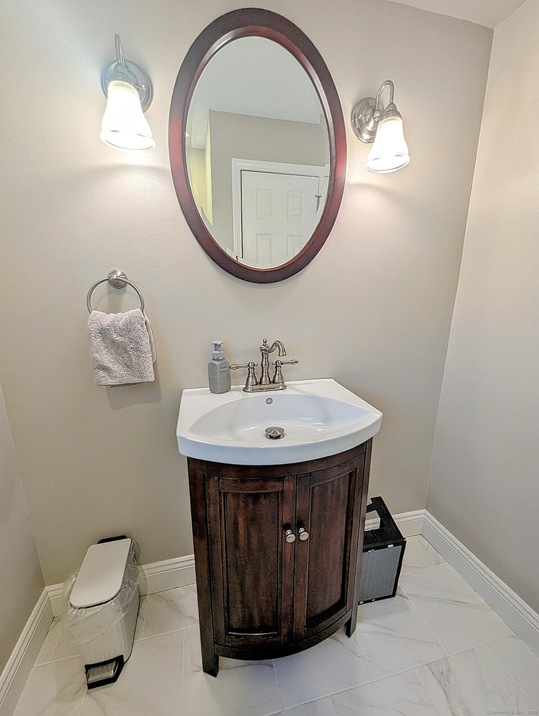 134 Essex Court #134, Beacon Falls, Connecticut image 20