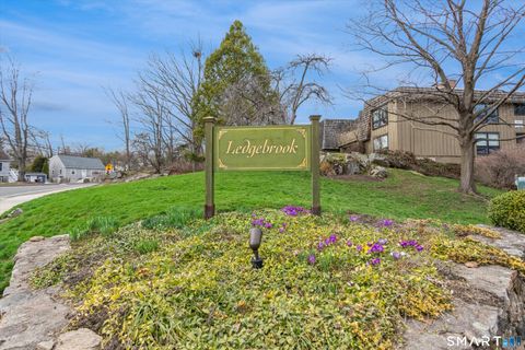 Condo For Sale - 82 Ledgebrook Drive #82<br/> Norwalk, CT 06854