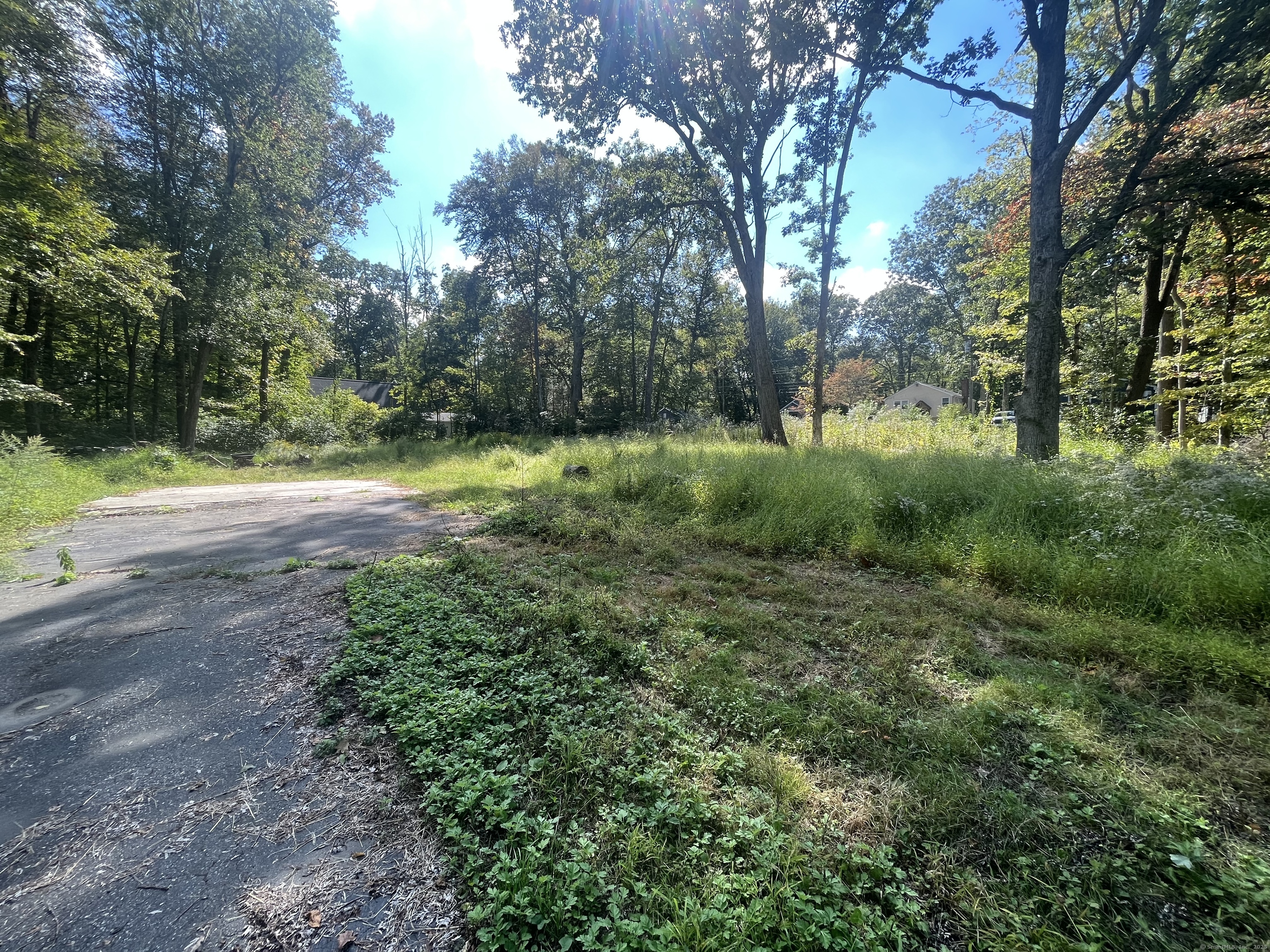 2 Lots on Deepwood Drive