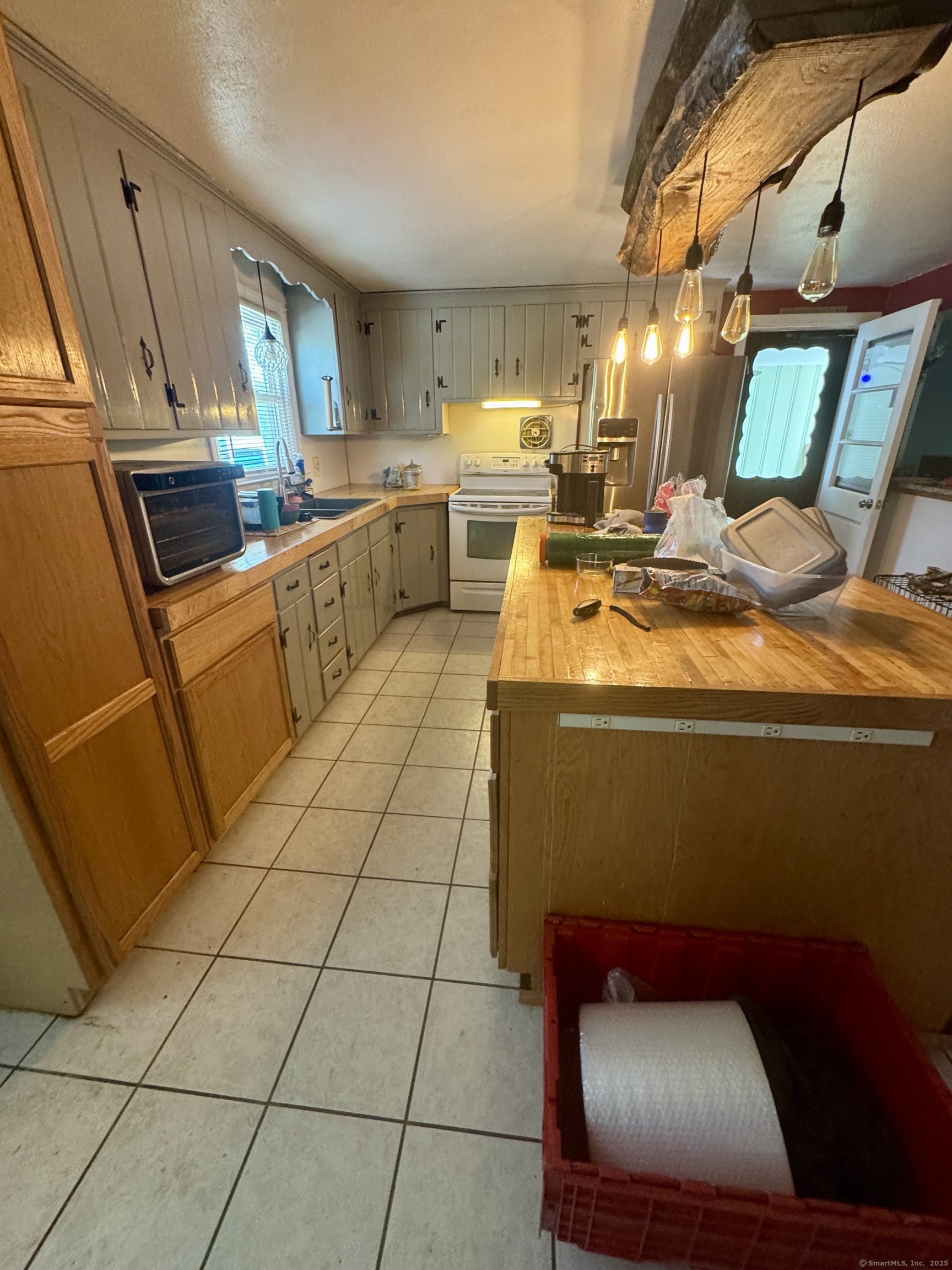 126 Glendale Drive, Bristol, Connecticut image 25