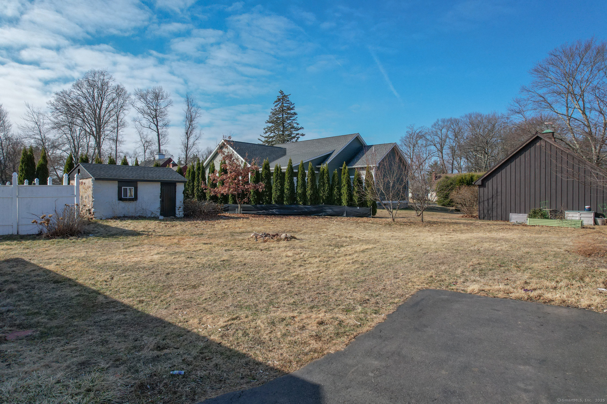 Bristol, Connecticut 06010, United States, 2 Bedrooms Bedrooms, ,2 BathroomsBathrooms,Residential,Active,78818