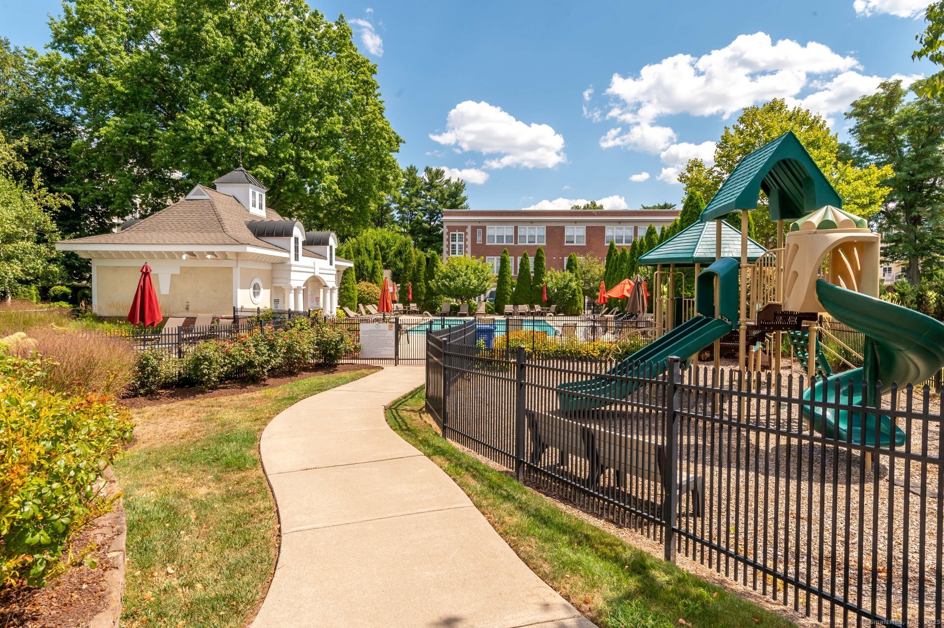 41 Park Place Circle #41, West Hartford, Connecticut image 31