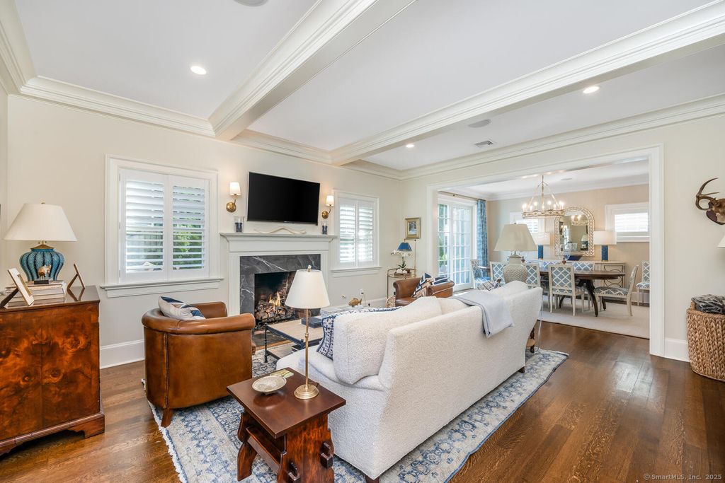Photo of 333 West Avenue #3, Darien, CT 06820 (MLS # 24132505)