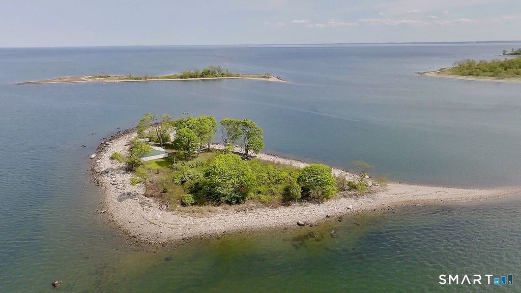 Photo of Betts Island, Norwalk, CT 06854 (MLS # 24148140)