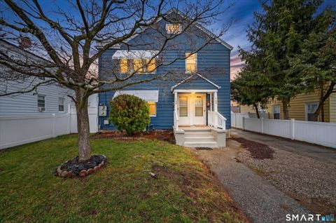 Photo of 150 Gurdon Street, Bridgeport, CT 06606 (MLS # 24161538)