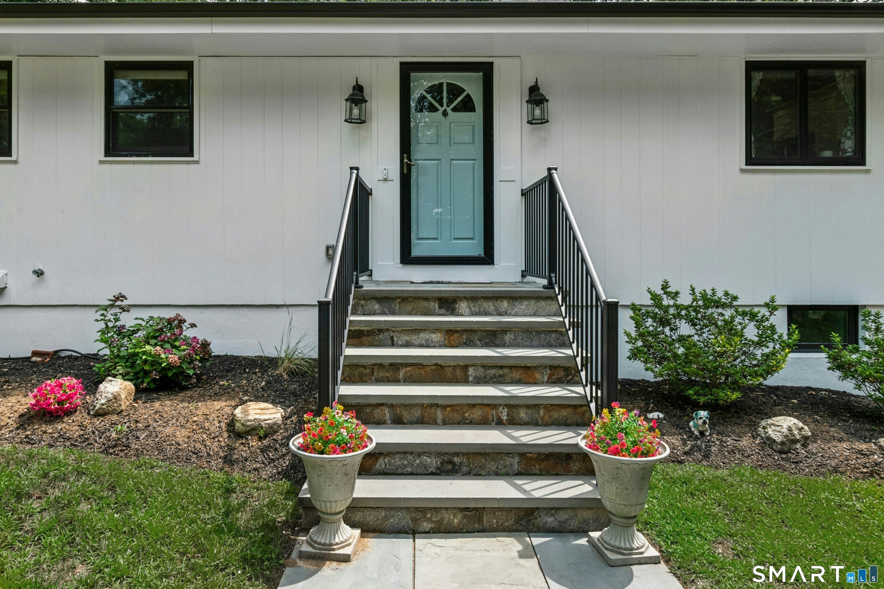 24 Smoke Hill Drive