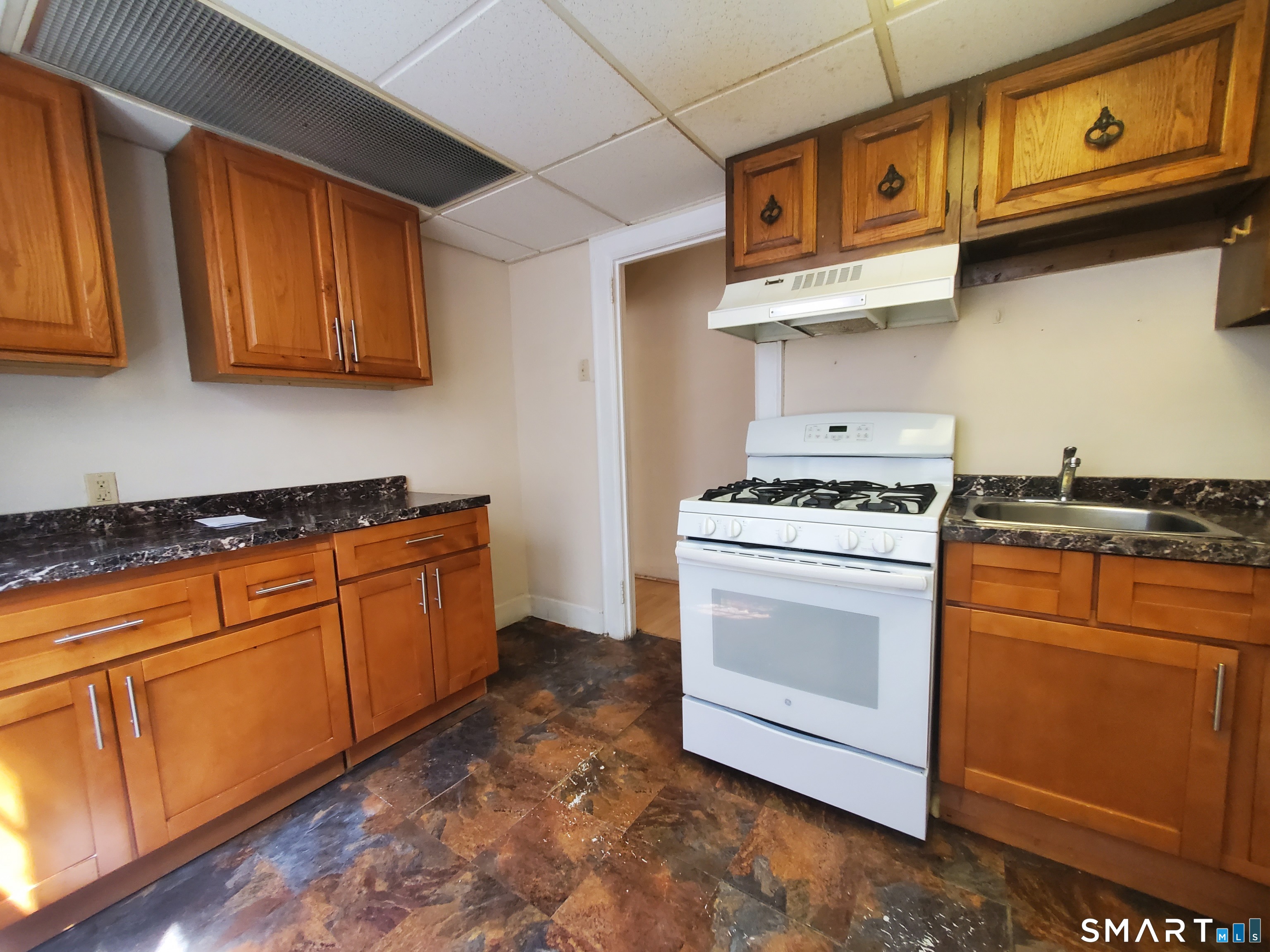 641 Summer Street 6