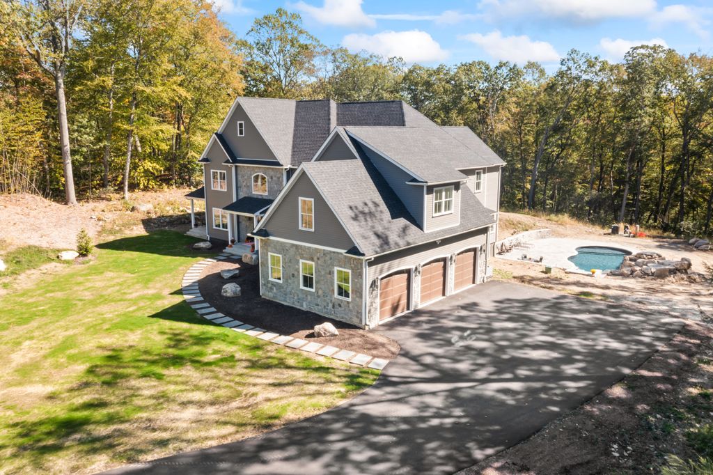 Photo of 5 Vona Way, Newtown, CT 06470 (MLS # 24130465)