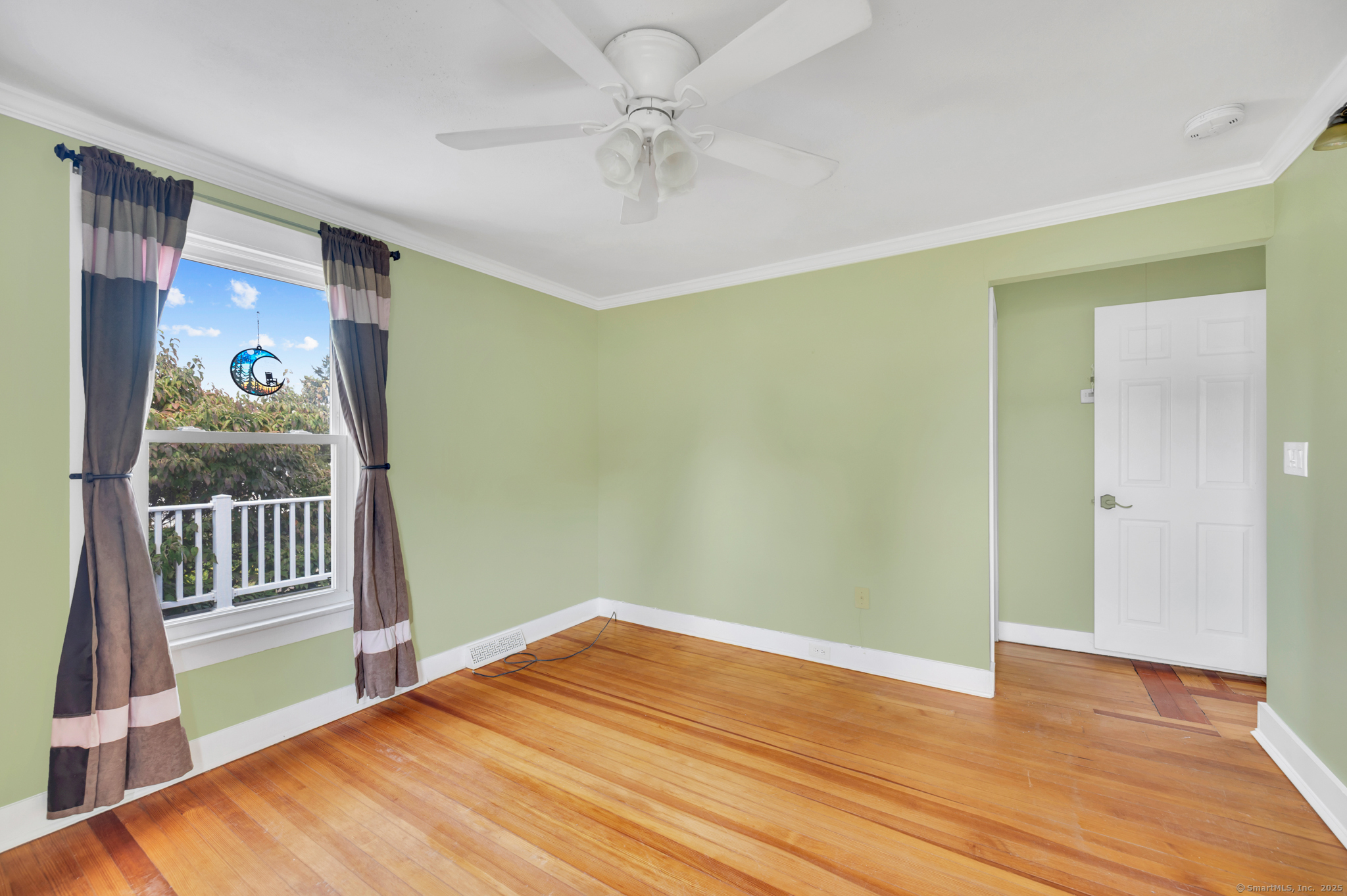 Bristol, Connecticut 06010, United States, 4 Bedrooms Bedrooms, ,2 BathroomsBathrooms,Residential,Pending,201737