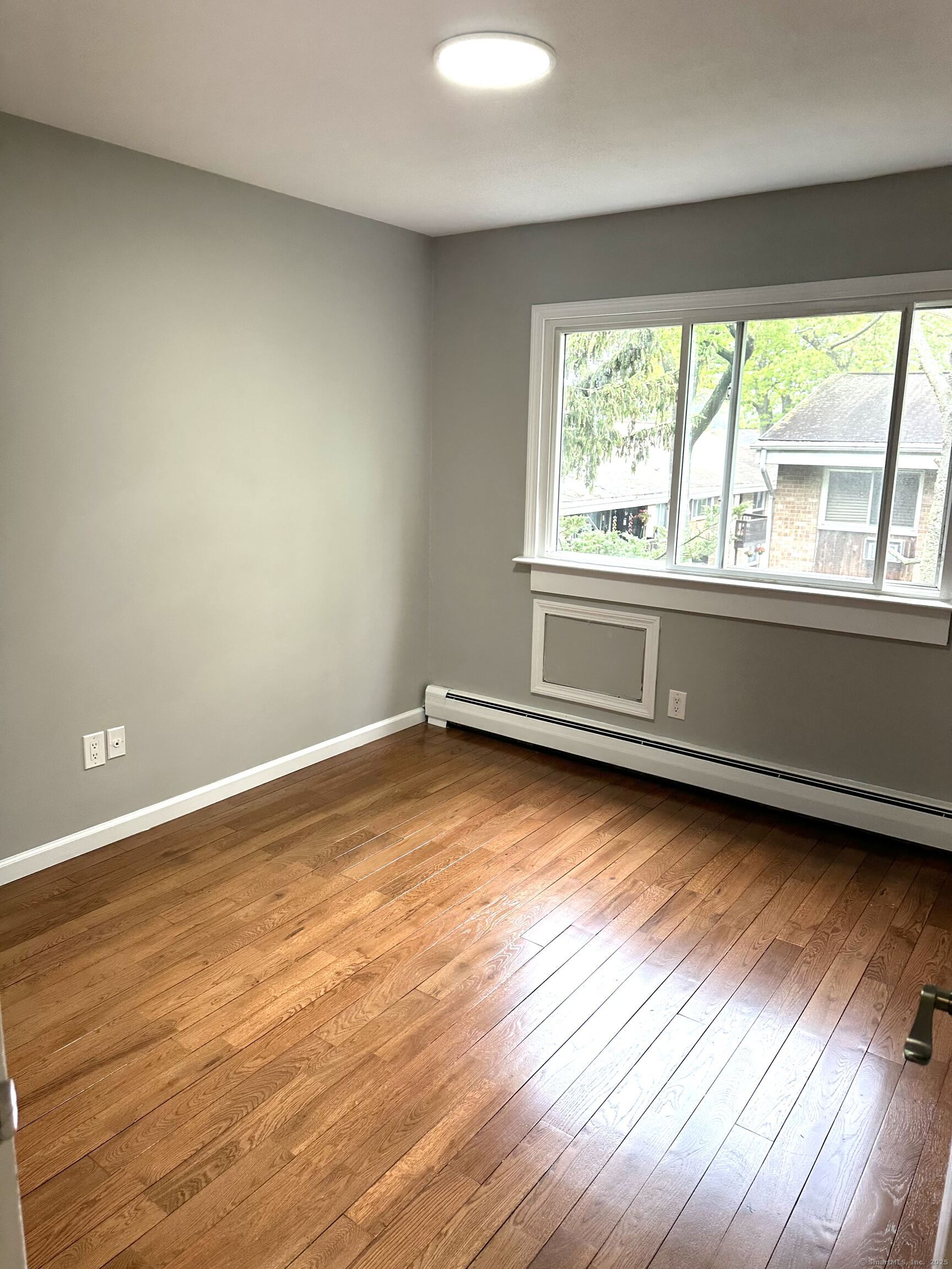 200 Woodmont Avenue #APT 100, Bridgeport, Connecticut image 18