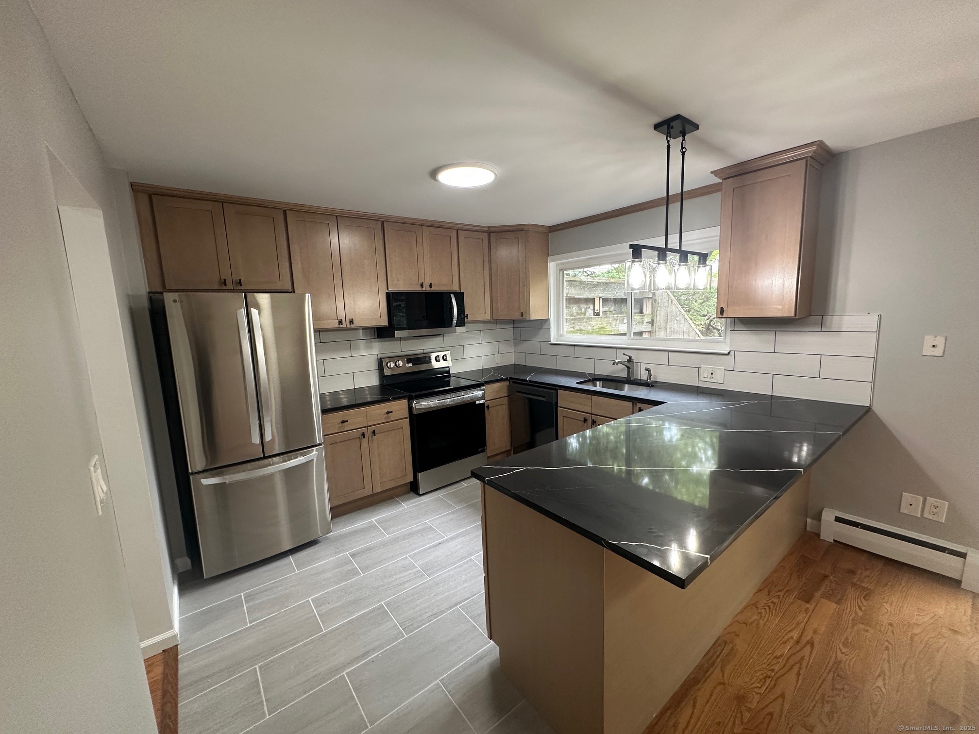 200 Woodmont Avenue #APT 100, Bridgeport, Connecticut image 9