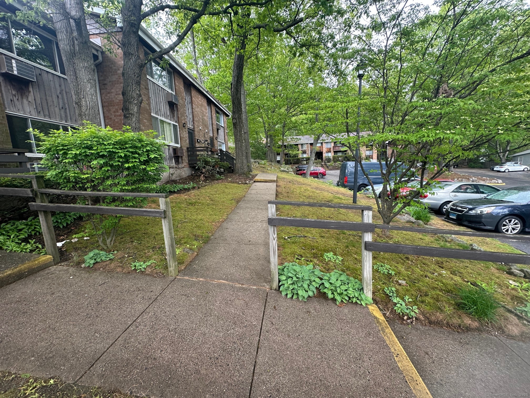 200 Woodmont Avenue #APT 100, Bridgeport, Connecticut image 27