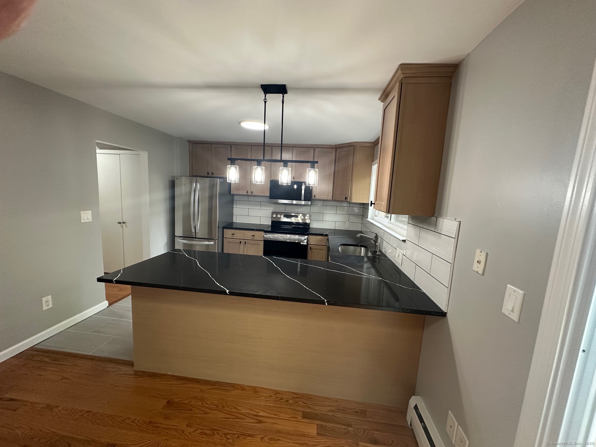 200 Woodmont Avenue #APT 100, Bridgeport, Connecticut image 8