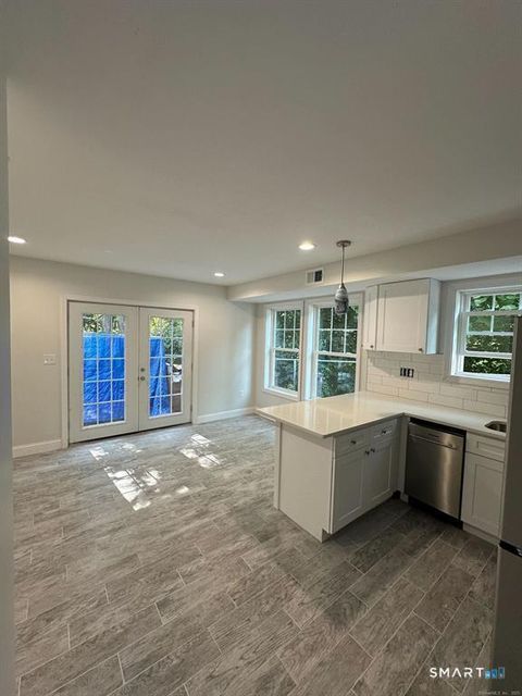 Tiny photo for 1083 Whalley Avenue #A, New Haven, CT 06515 (MLS # 24150110)