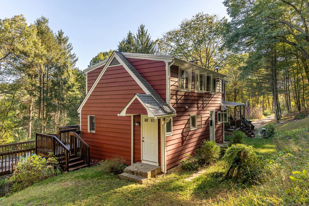 Photo of 10 Biliski Road, New Milford, CT 06776 (MLS # 24130217)