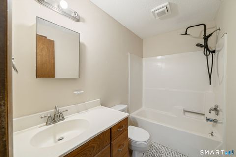 Tiny photo for 1081 New Haven Road #11A, Naugatuck, CT 06770 (MLS # 24173774)