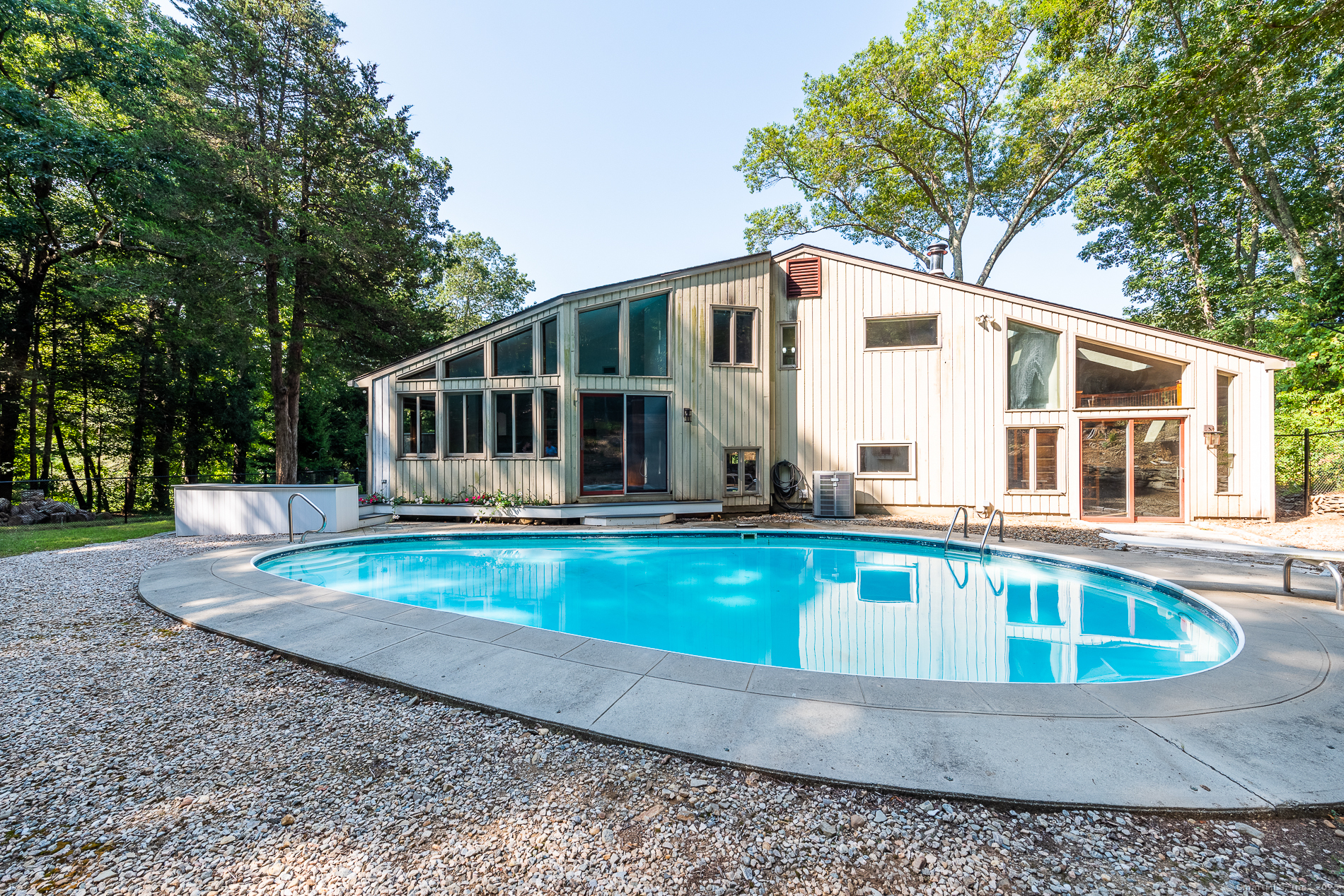 13 Honey Hill Road