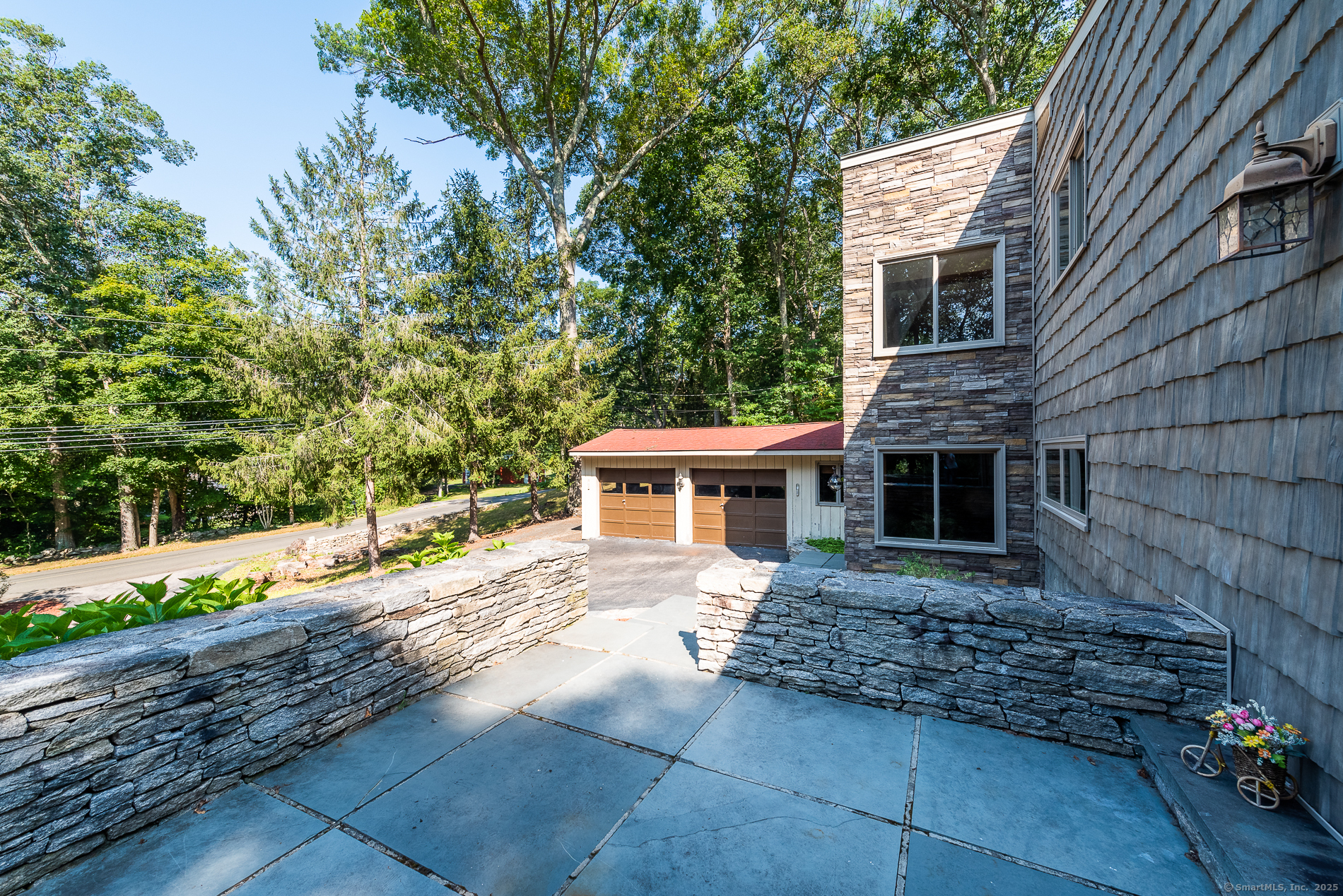 13 Honey Hill Road