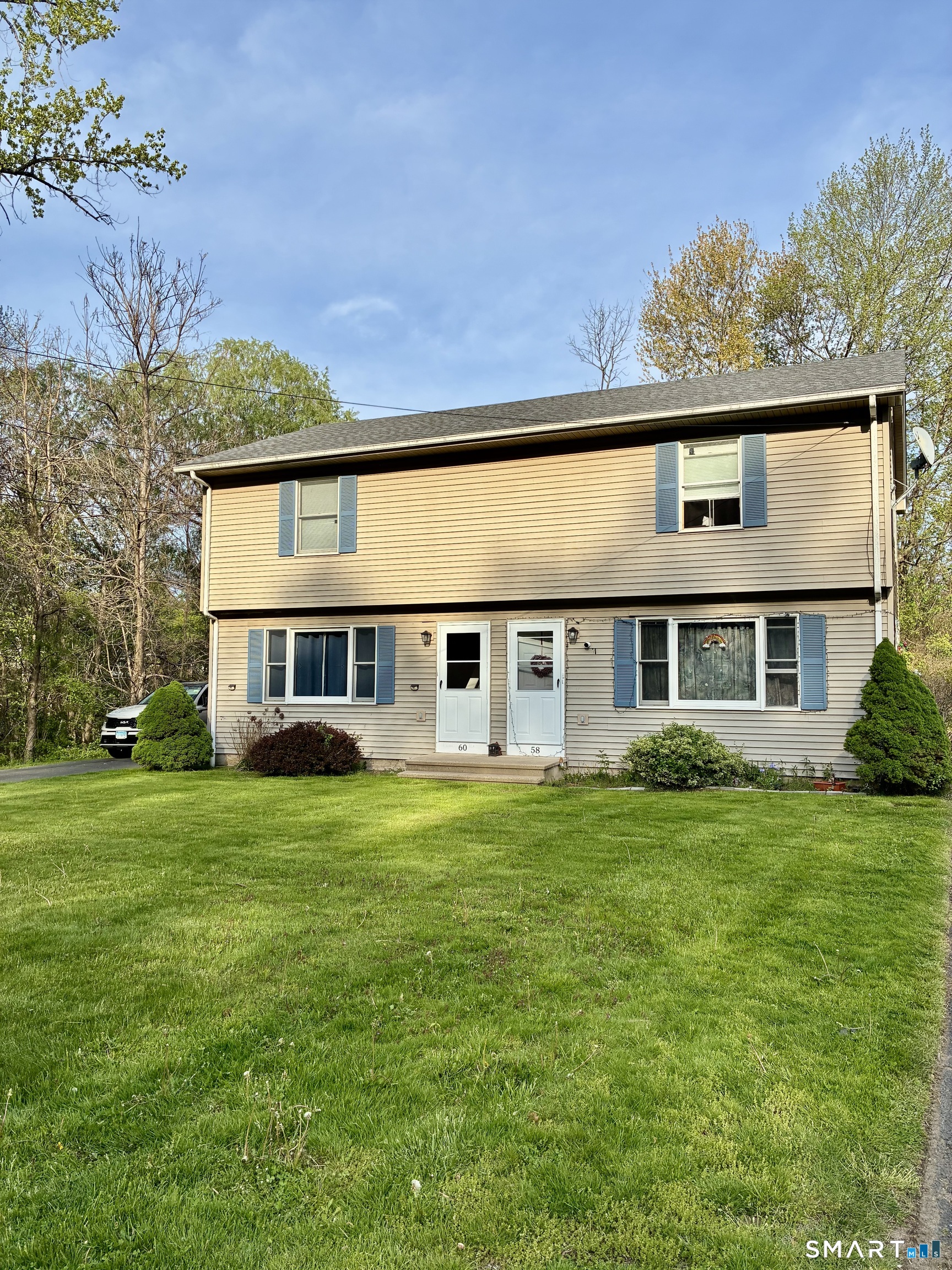 60 Dickerman Avenue 60