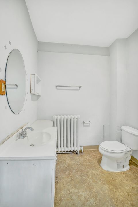 Tiny photo for 4 Templeton Street #2B, Waterbury, CT 06710 (MLS # 24145943)