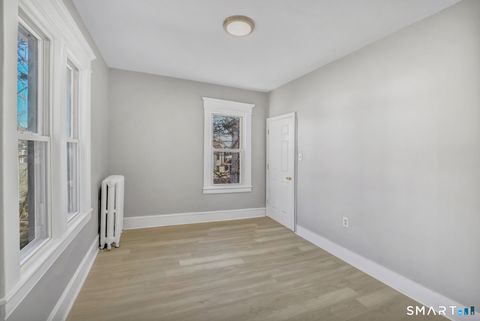 Tiny photo for 4 Templeton Street #2B, Waterbury, CT 06710 (MLS # 24145943)