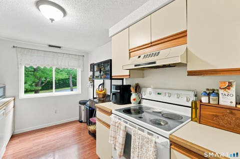 Tiny photo for 4 Clubhouse Drive #4, Cromwell, CT 06416 (MLS # 24200168)