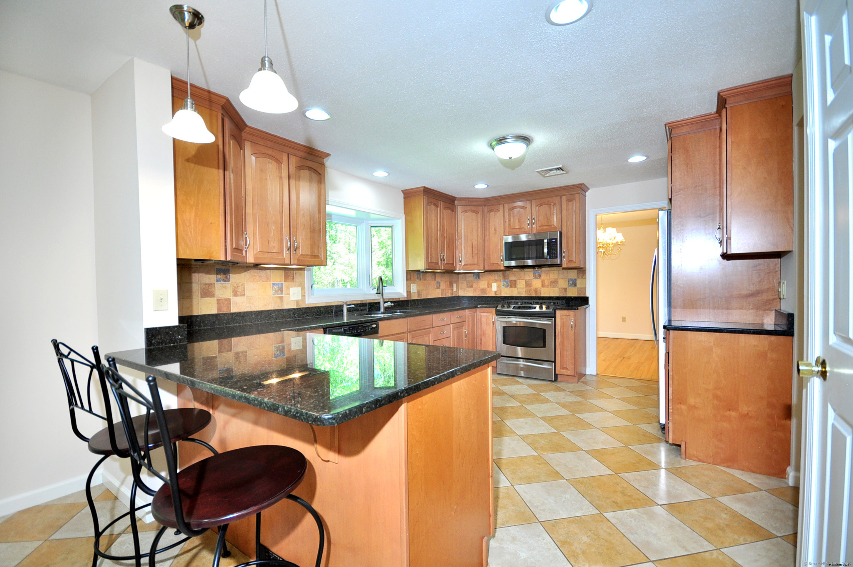 115 Carriage Way, Windsor, Connecticut image 12