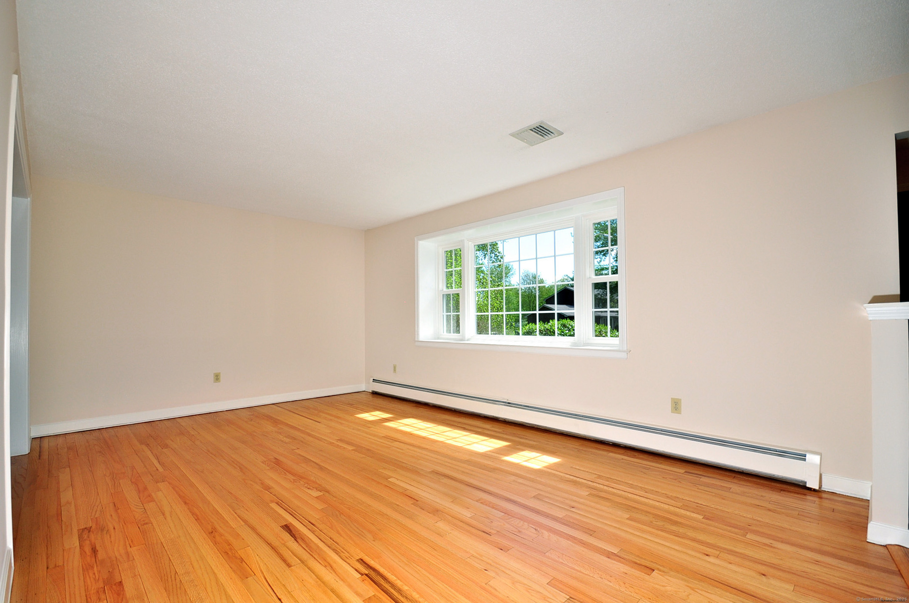 115 Carriage Way