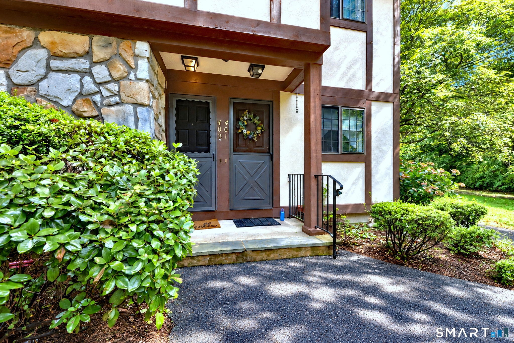 401 Swanson Crescent 401