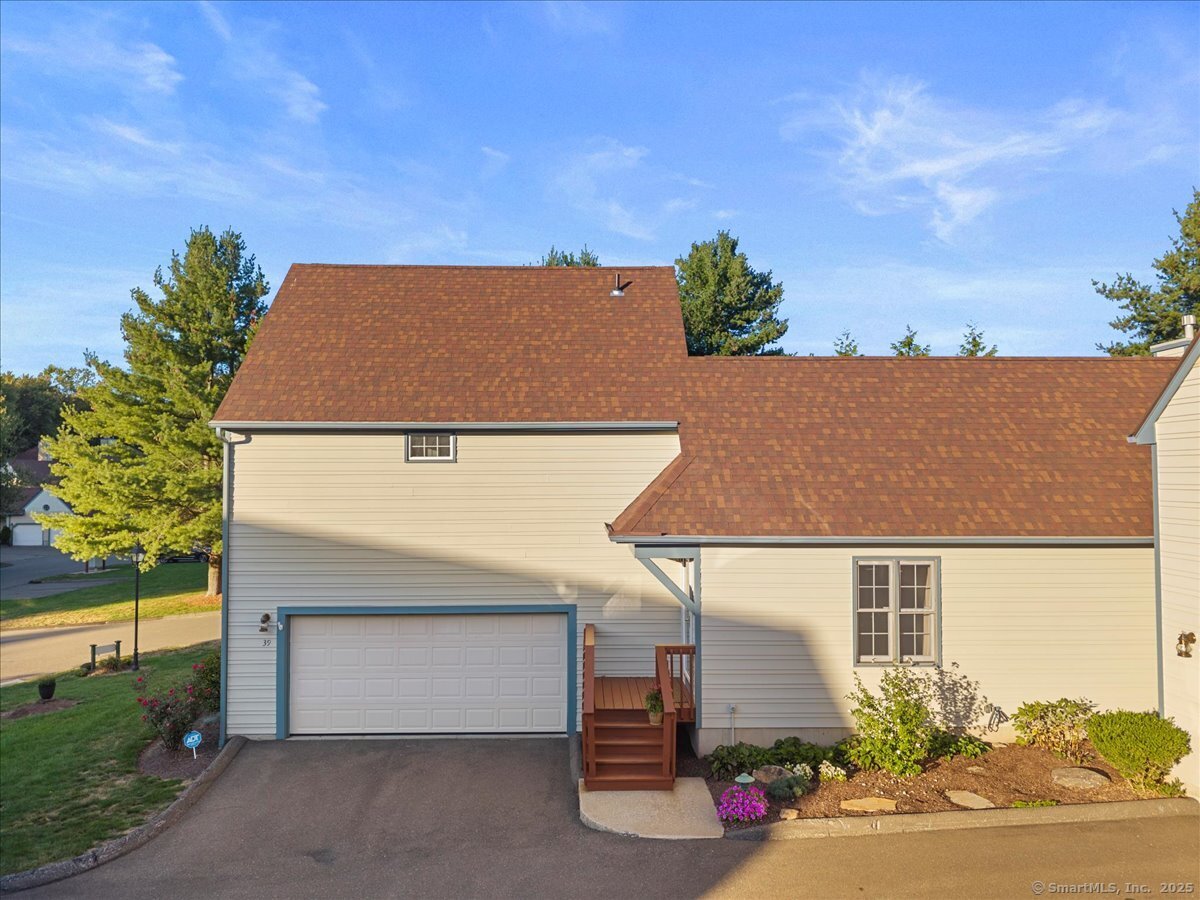 39 L Hermitage Drive 39