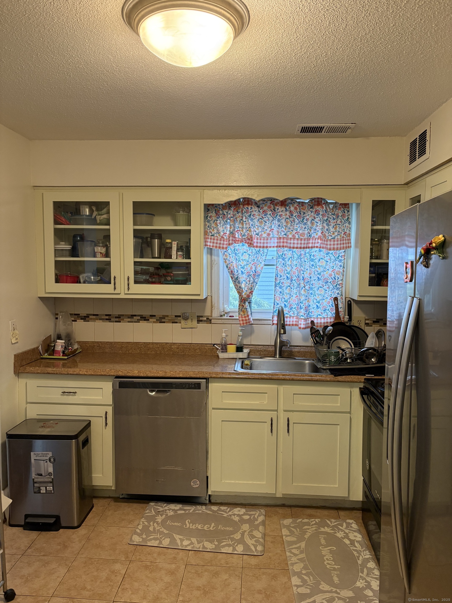 25 Padanaram Road #APT 13, Danbury, Connecticut image 5