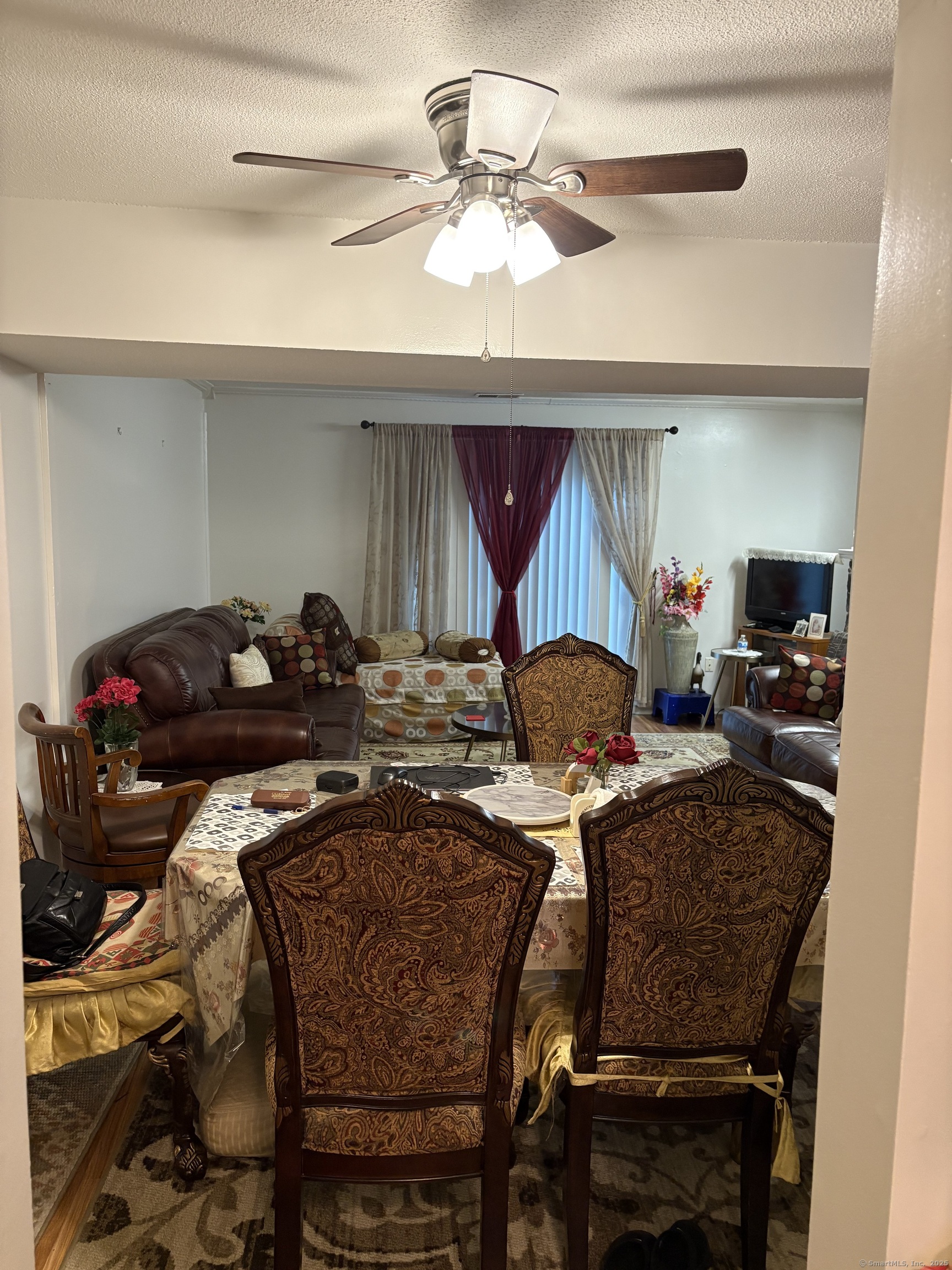 25 Padanaram Road #APT 13, Danbury, Connecticut image 4