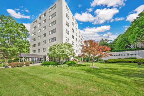887 Farmington Avenue APT 3D West Hartford CT 06119