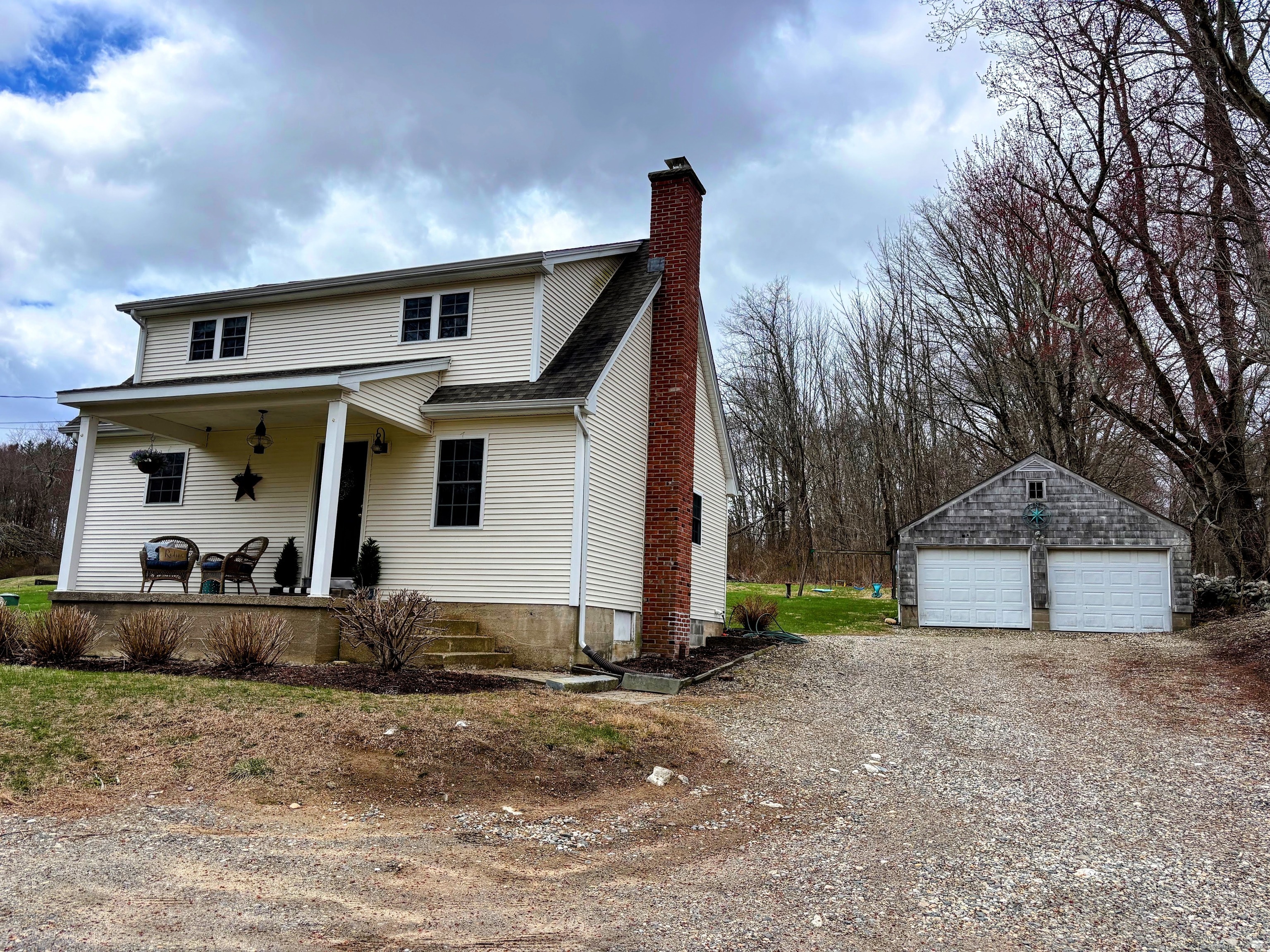 286 New London Road, Colchester, Connecticut image 1