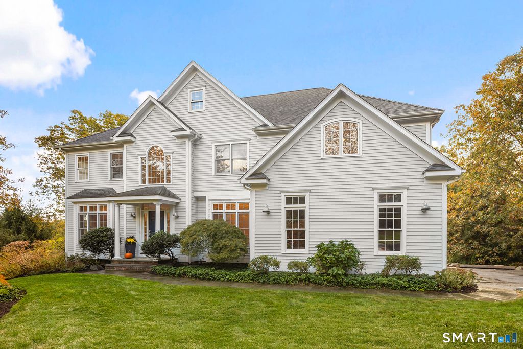 Photo of 381 Chestnut Hill Road, Norwalk, CT 06851 (MLS # 24147896)