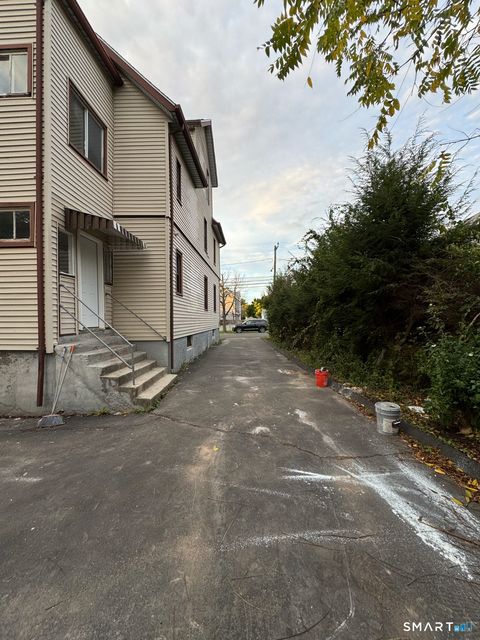 Tiny photo for 54 Overlook Avenue #B, New Britain, CT 06053 (MLS # 24147854)