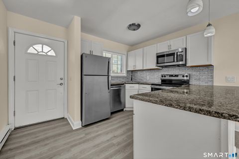 Tiny photo for 113 Park Avenue #21, Danbury, CT 06810 (MLS # 24154620)