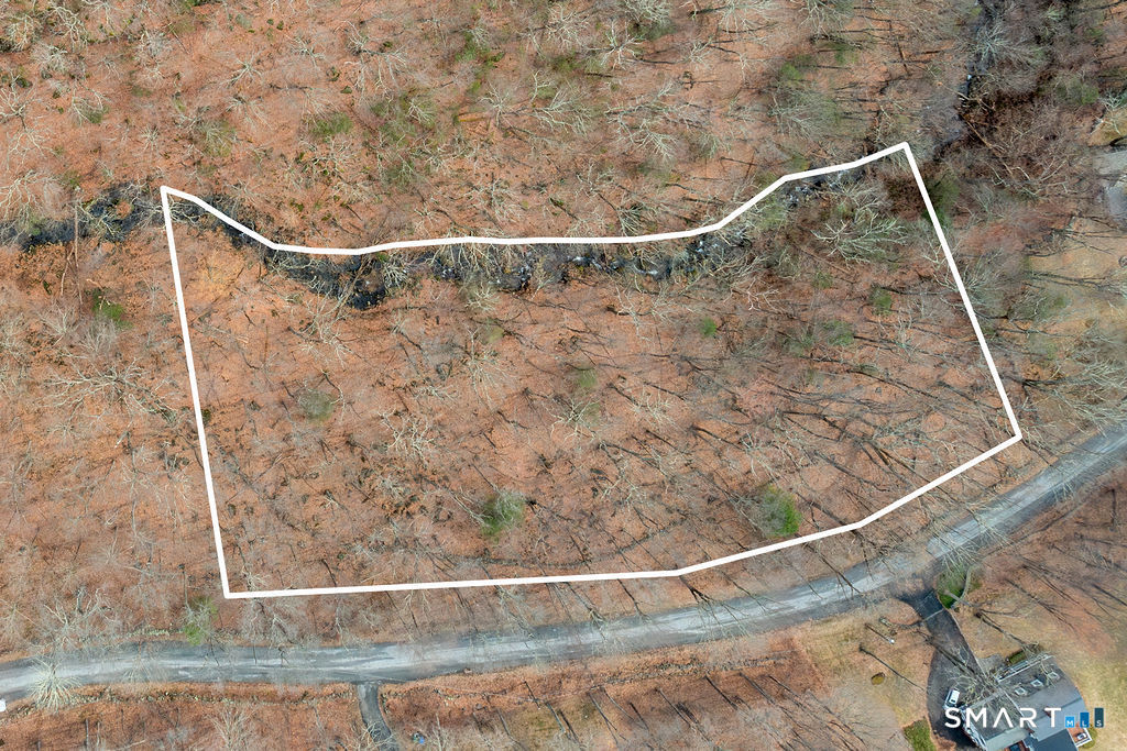 8 Chimney Hill Road