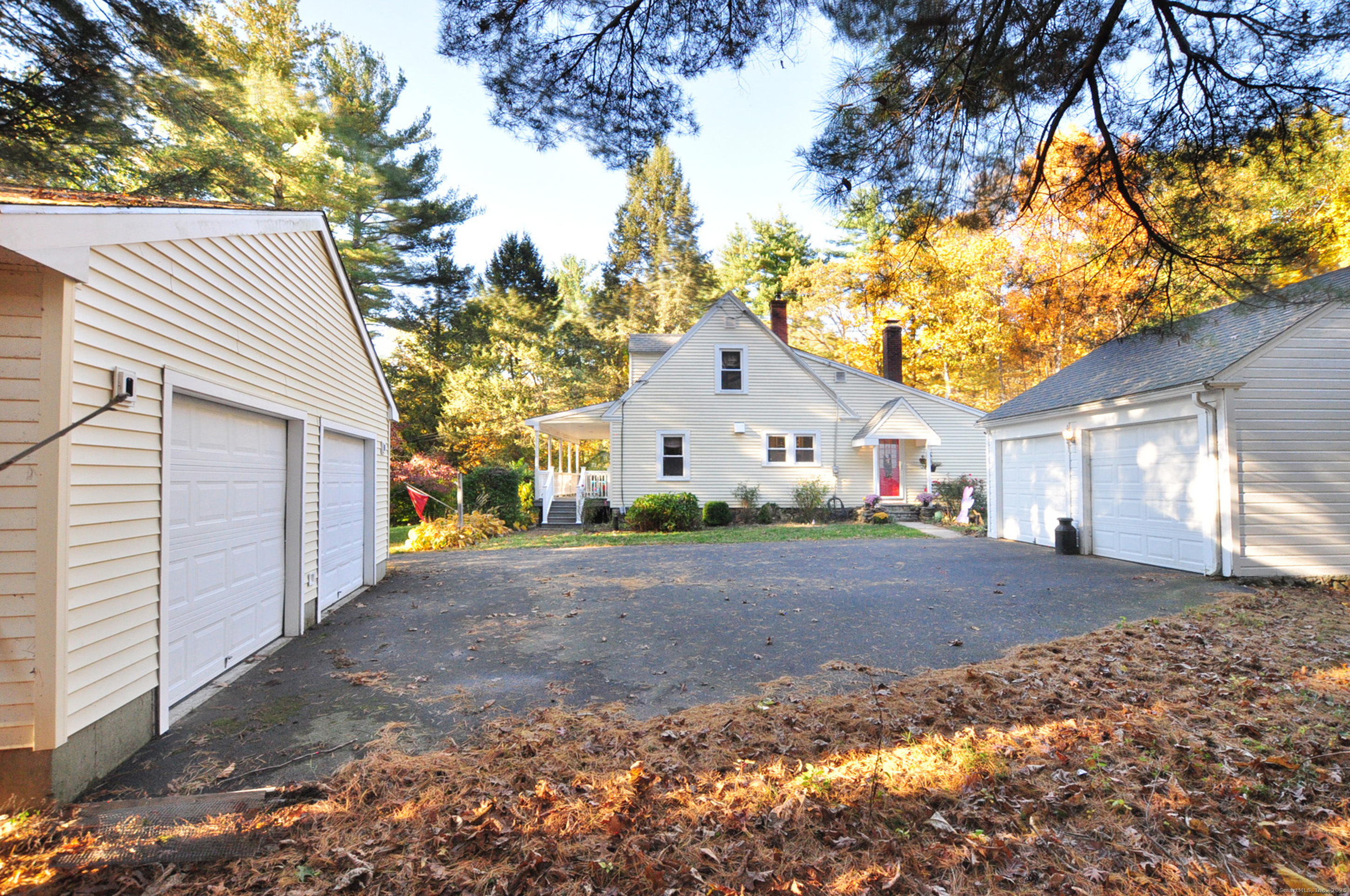 Canton, Connecticut 06019, United States, 3 Bedrooms Bedrooms, ,3 BathroomsBathrooms,Residential,Coming Soon,230460