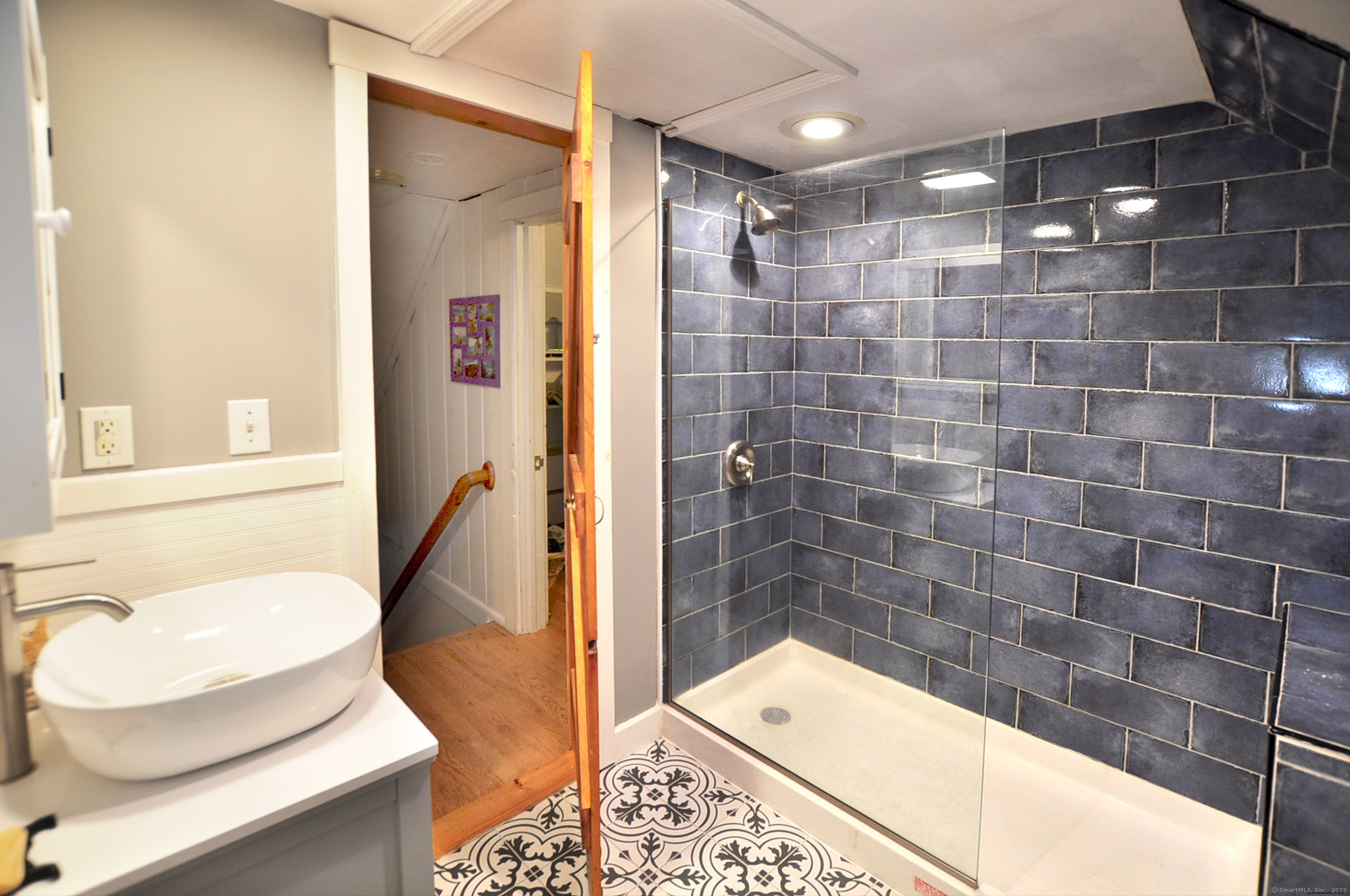 Canton, Connecticut 06019, United States, 3 Bedrooms Bedrooms, ,3 BathroomsBathrooms,Residential,Coming Soon,230460