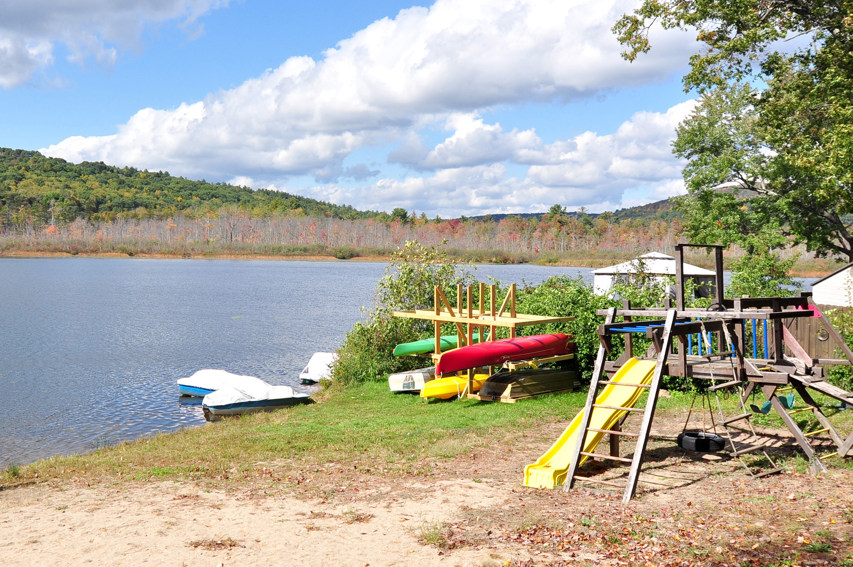 Canton, Connecticut 06019, United States, 3 Bedrooms Bedrooms, ,3 BathroomsBathrooms,Residential,Coming Soon,230460