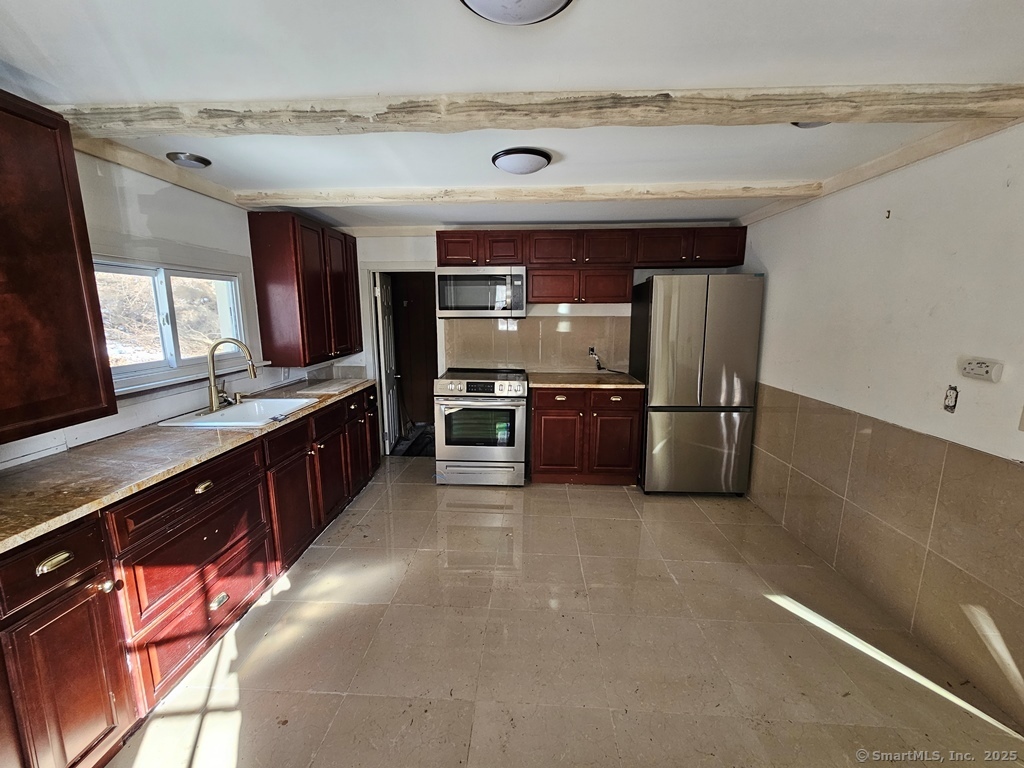 2 Mediterranean Lane, Norwich, Connecticut image 3