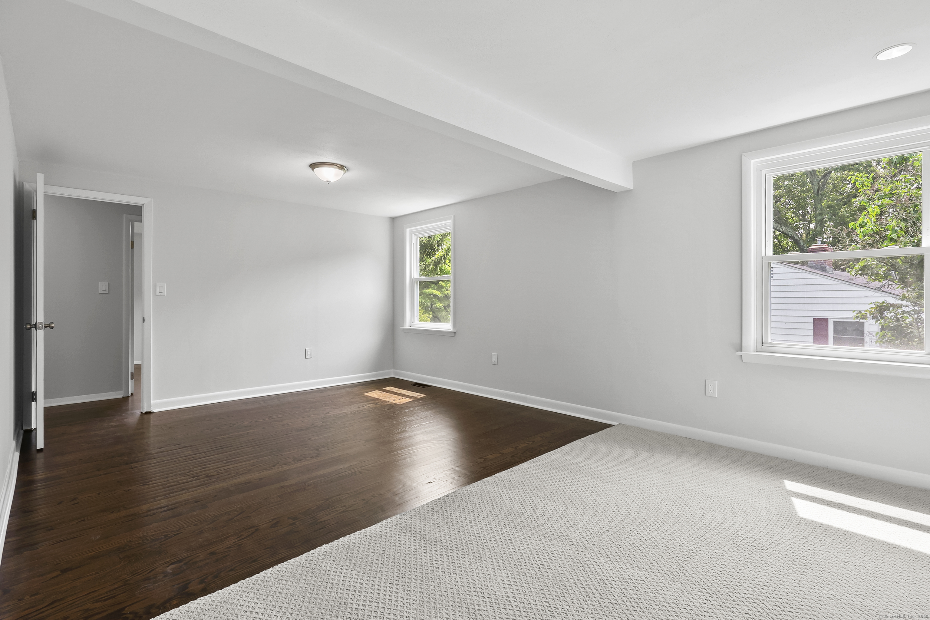 Naugatuck, Connecticut 06770, United States, 3 Bedrooms Bedrooms, ,2 BathroomsBathrooms,Residential,Pending,148432